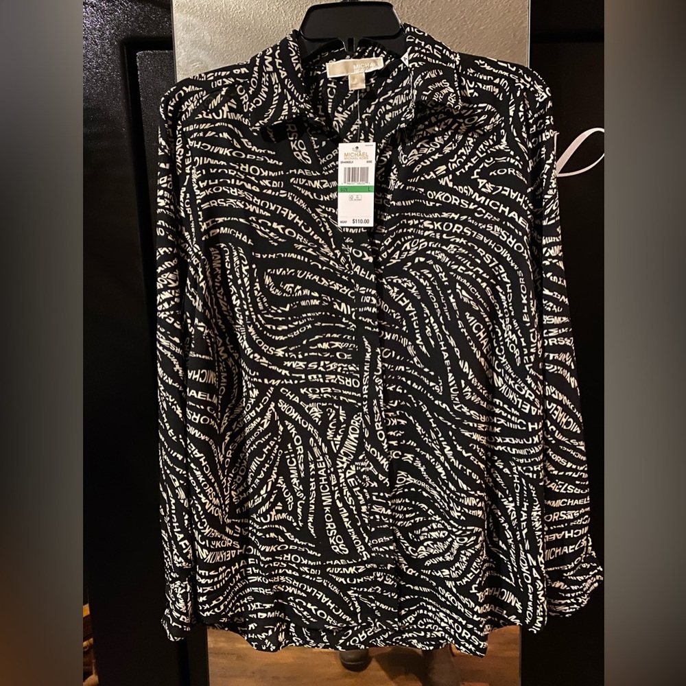Michael Kors  Lg (new) w tags